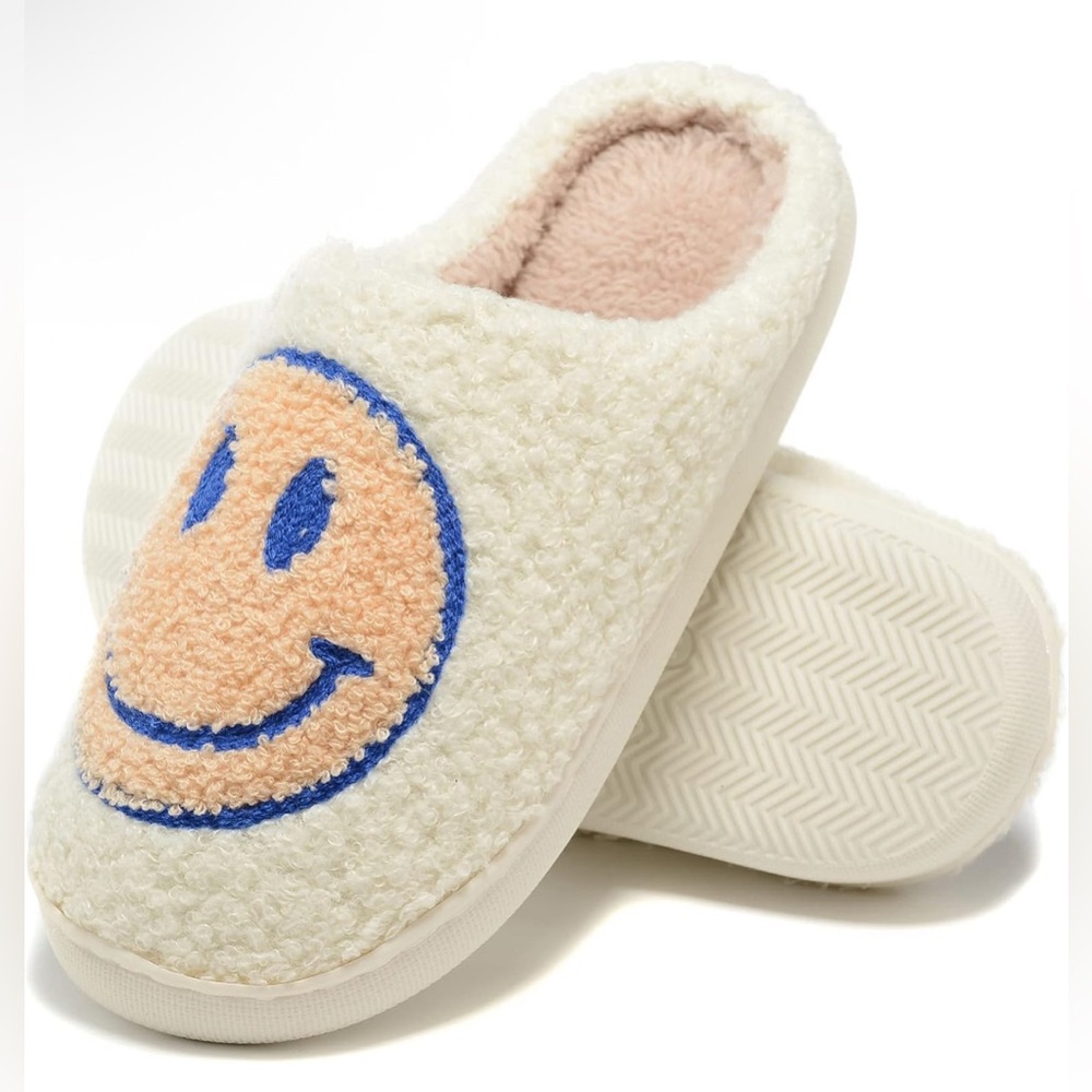 New Adult Cozy Smiley Face Slippers - Picture 2 of 4
